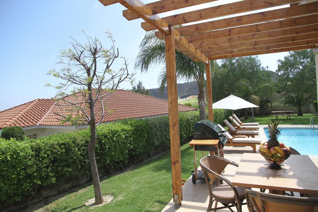 Eve Pissouri Rozaki Villa Room photo